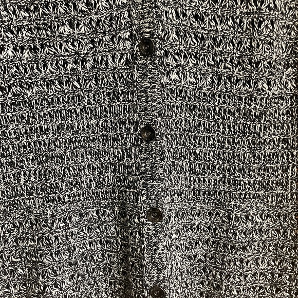 🧵DKNY Size Medium Button Up Sweater Cardigan - Picture 6 of 6
